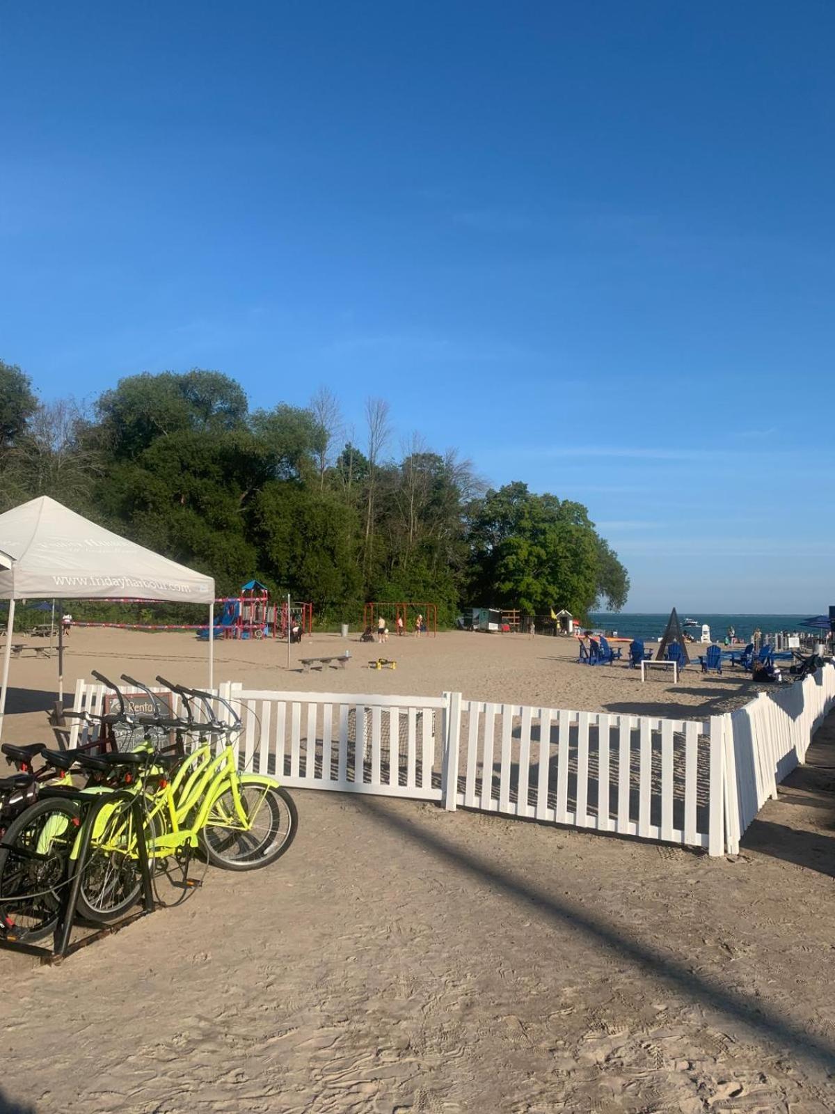 Stunning Stayz At Friday Harbour Beach Marina Resort Lake Simcoe Innisfil Dış mekan fotoğraf